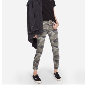 Express camo leggings